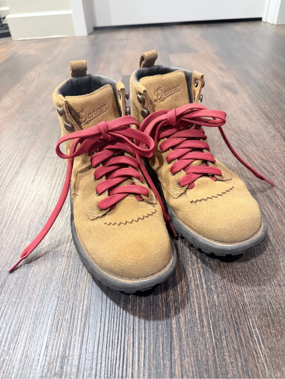 Danner Logger 917 Women’s Suede Hiking Boots